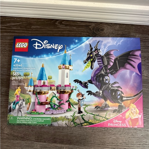 Brand new LEGO Disney Princess Maleficent’s Dragon sleeping beauty - Picture 2 of 10